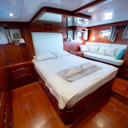 Ботель Blue Cruise In - Mavi Yolculuk
